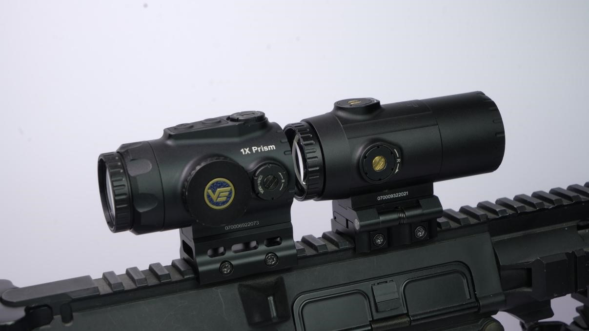 Prism Scope vs LPVO, Which Is a Better Choice?